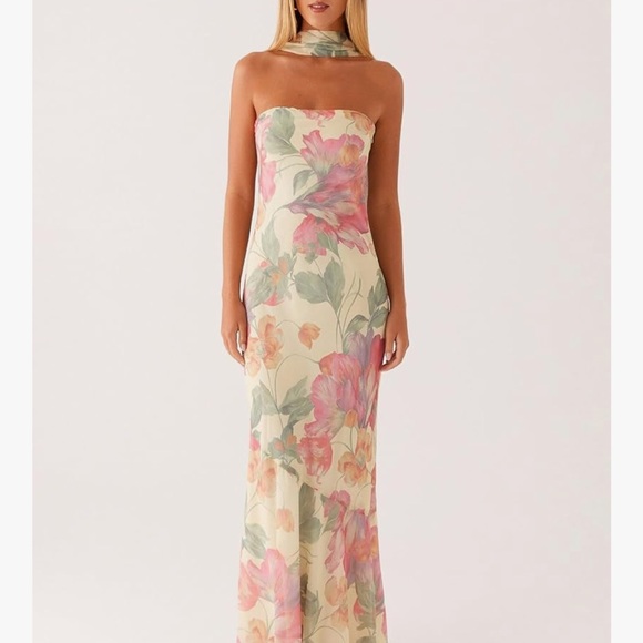 Floral Strapless wedding Dress